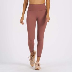 Vuori Rib Studio legging in Terracota size M